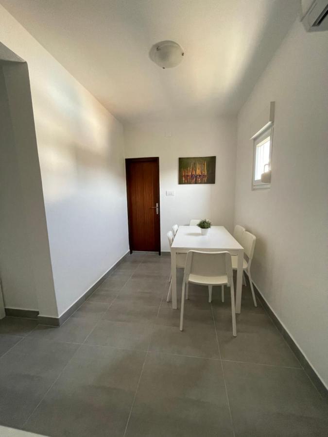 Apartmani Fulir 沃希 外观 照片